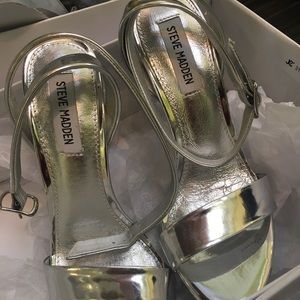 Steve Madden Silver Heels (Treasure)